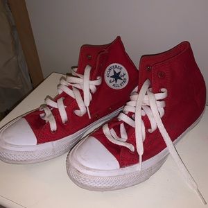 Red high top converse size 8